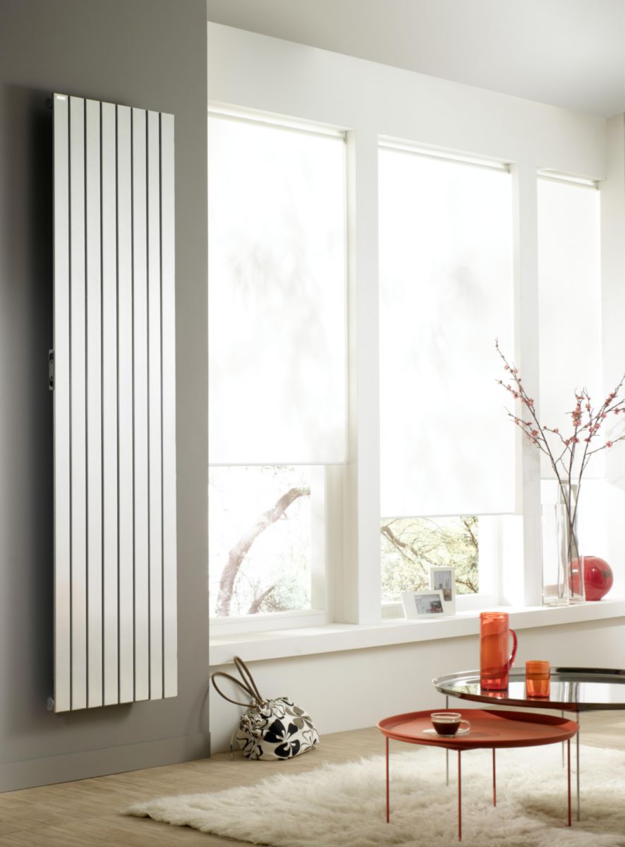 Ventilo-radiateur eau chaude Acova Fassane Néo 2 vertical  3314W (dT50), haut 2000 mm, larg 592 mm, 8 éléments, raccordement par le bas, entraxe 50 mm centré, Aller à gauche, Blanc RAL 9016 Réf. HNX2-200-059-BF