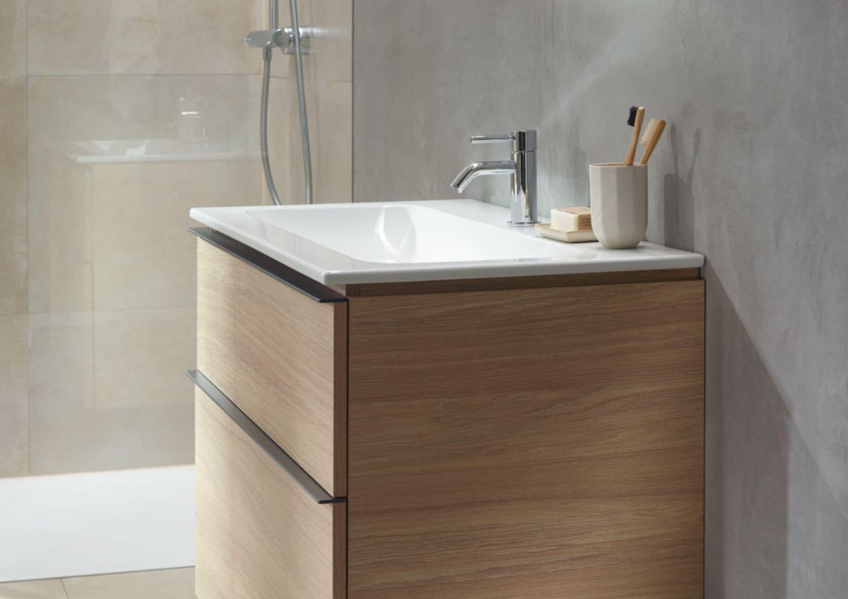 Lavabo slim Geberit iCon 60 cm sans trop plein et avec trou de robinetterie