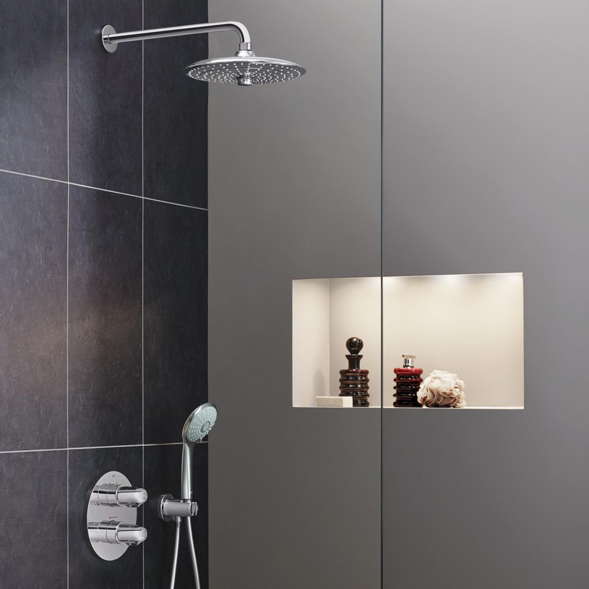 Ensemble douche de tête et bras plafonnier 380 mm, 3 jets Euphoria 260 Chromé 26459000