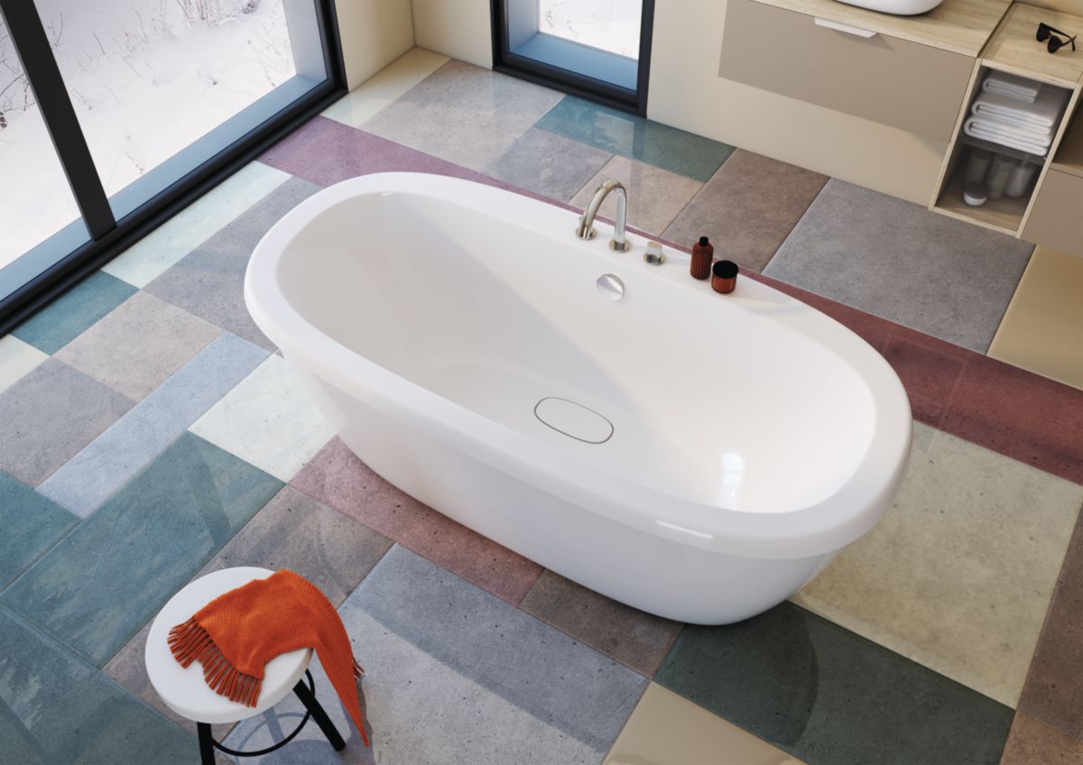 Baignoire ATOLIA autoportante L.179 x l.83 x H.65,5 cm finition blanc brillant avec kit de fixation inclus Réf. 253346