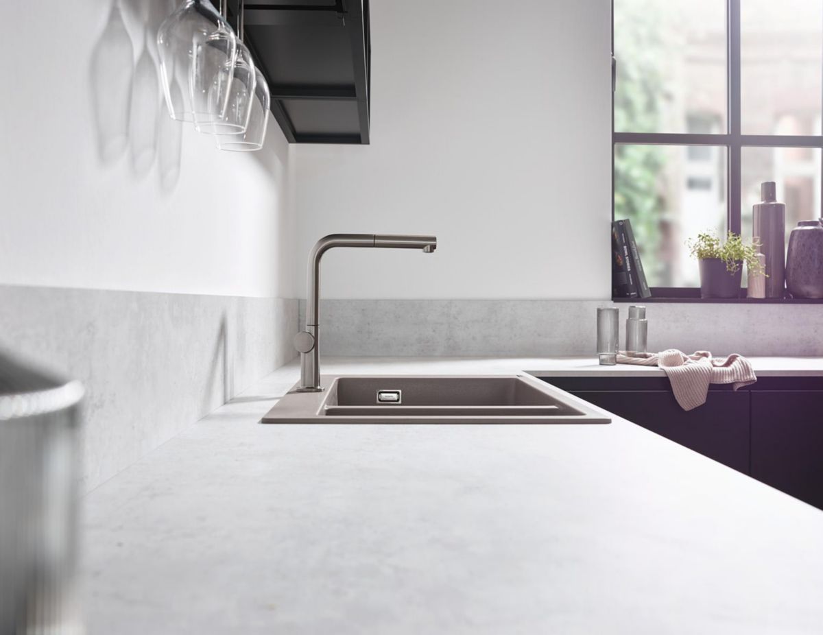 hansgrohe Talis M54 Mitigeur de cuisine 270, avec douchette extractible 1 jet, Aspect acier inox