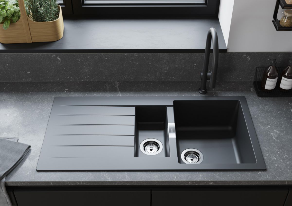 hansgrohe Talis M54 Mitigeur de cuisine 210, avec douchette extractible 1 jet, sBox, Noir mat