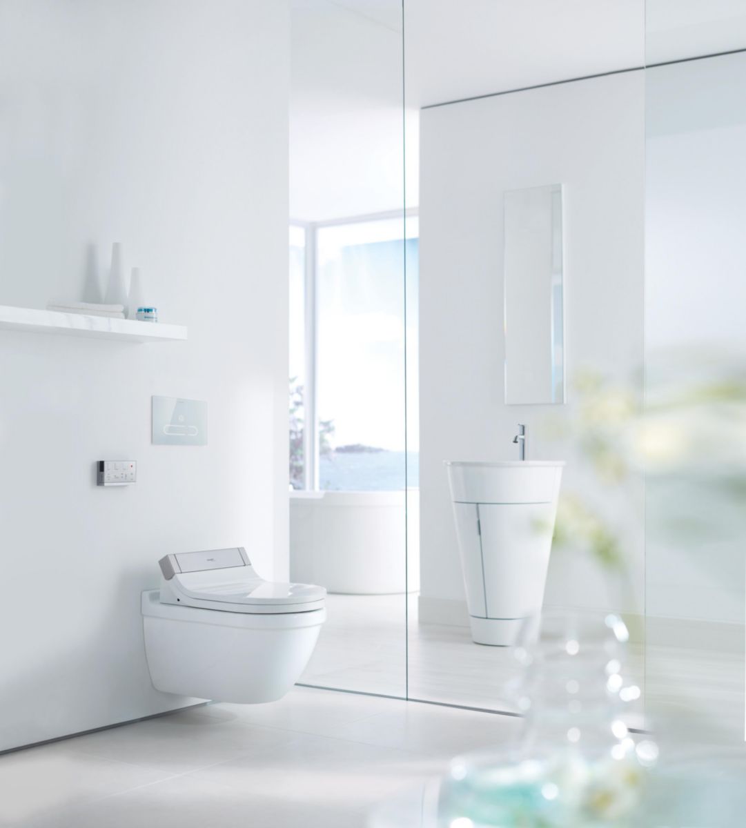 Lavabo STARCK 1, pour meuble sous lavabo 9520, diamètre 58, avec trop-plein et plage de robinetterie, cache trop-plein chromé inclus, Blanc Réf. 0406580000