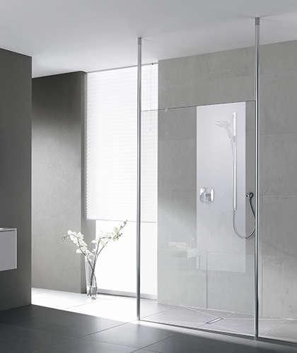 Paroi Walk-in-shower XS FREE avec stabilisations plafonds XS FD1 13020 VAR Argent poli Verre clair Réf. 1403010196