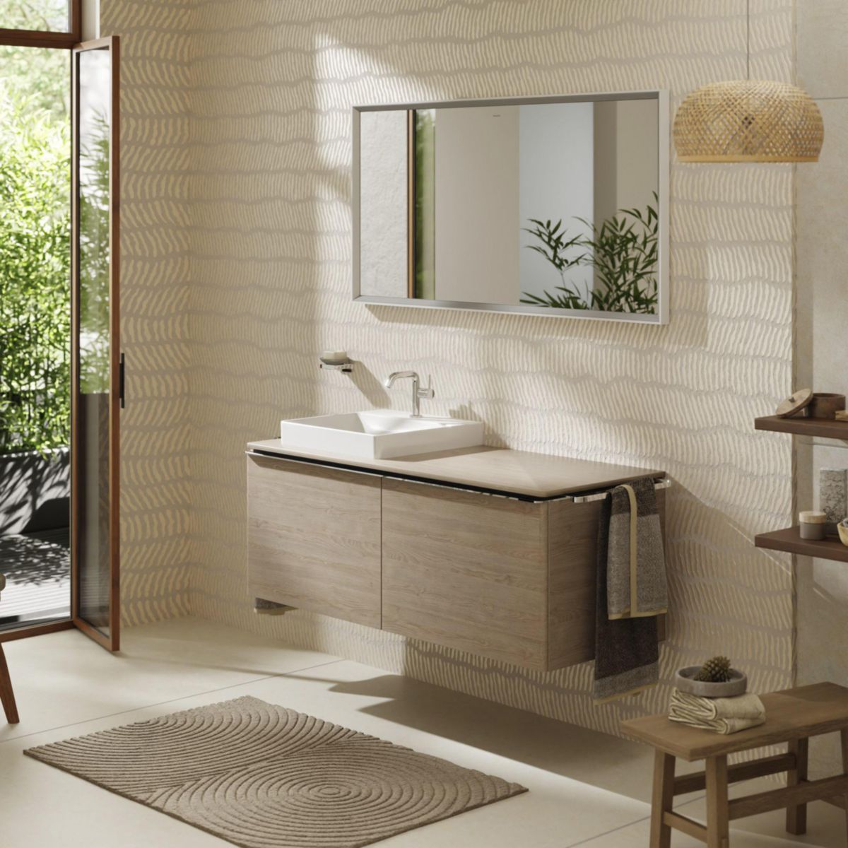 hansgrohe Xelu Q Meuble bas 1360/550 pour lavabo à poser Xelu Q avec 2 tiroirs, caisson Chêne clair naturel, Finition de la poignée: Chrome