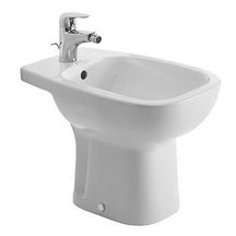 Bidet sur pied D-CODE, Blanc réf. 2238100000