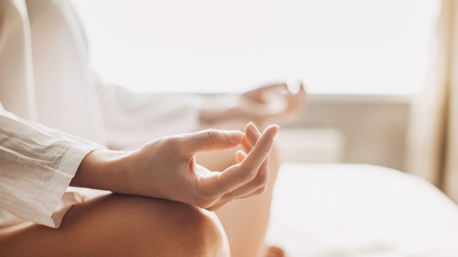 Yoga et méditation dans le bain et sous la douche.