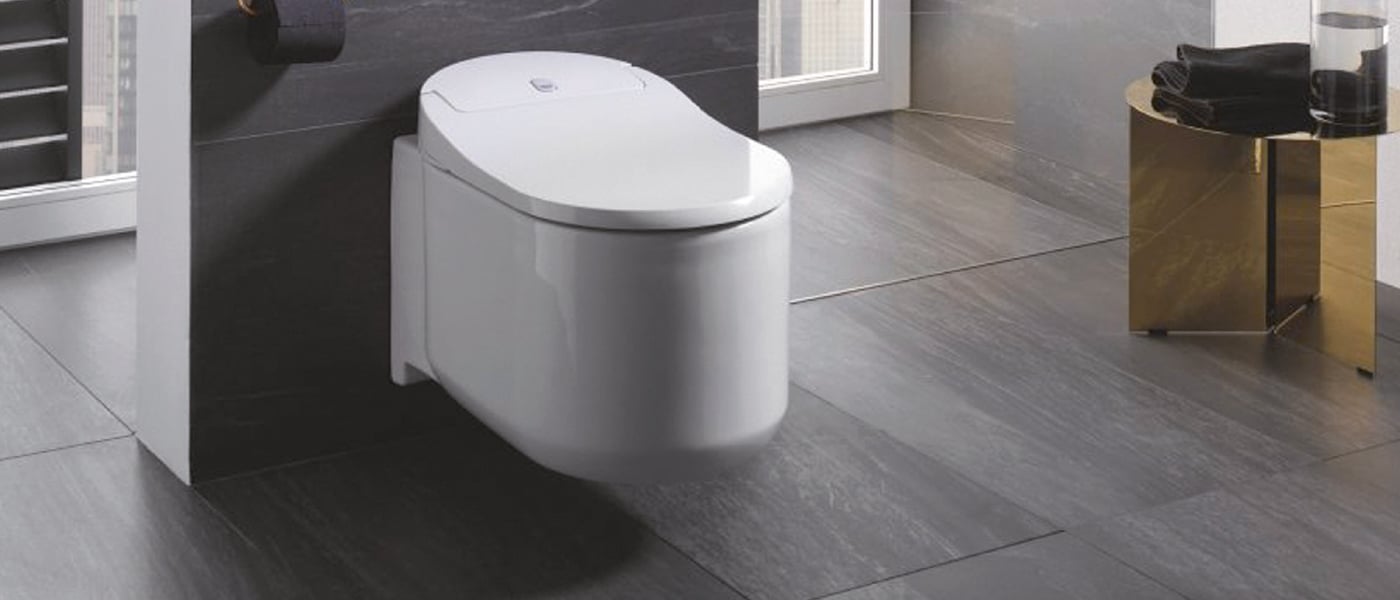 Le Sensia Arena de Grohe combine les fonctions de toilette et de bidet.